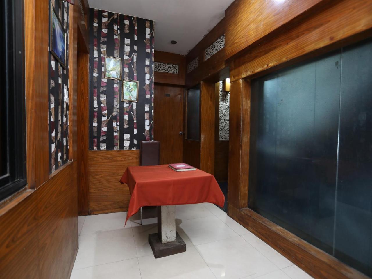 Āsansol Oyo 28644 Hotel Nilanjana المظهر الخارجي الصورة