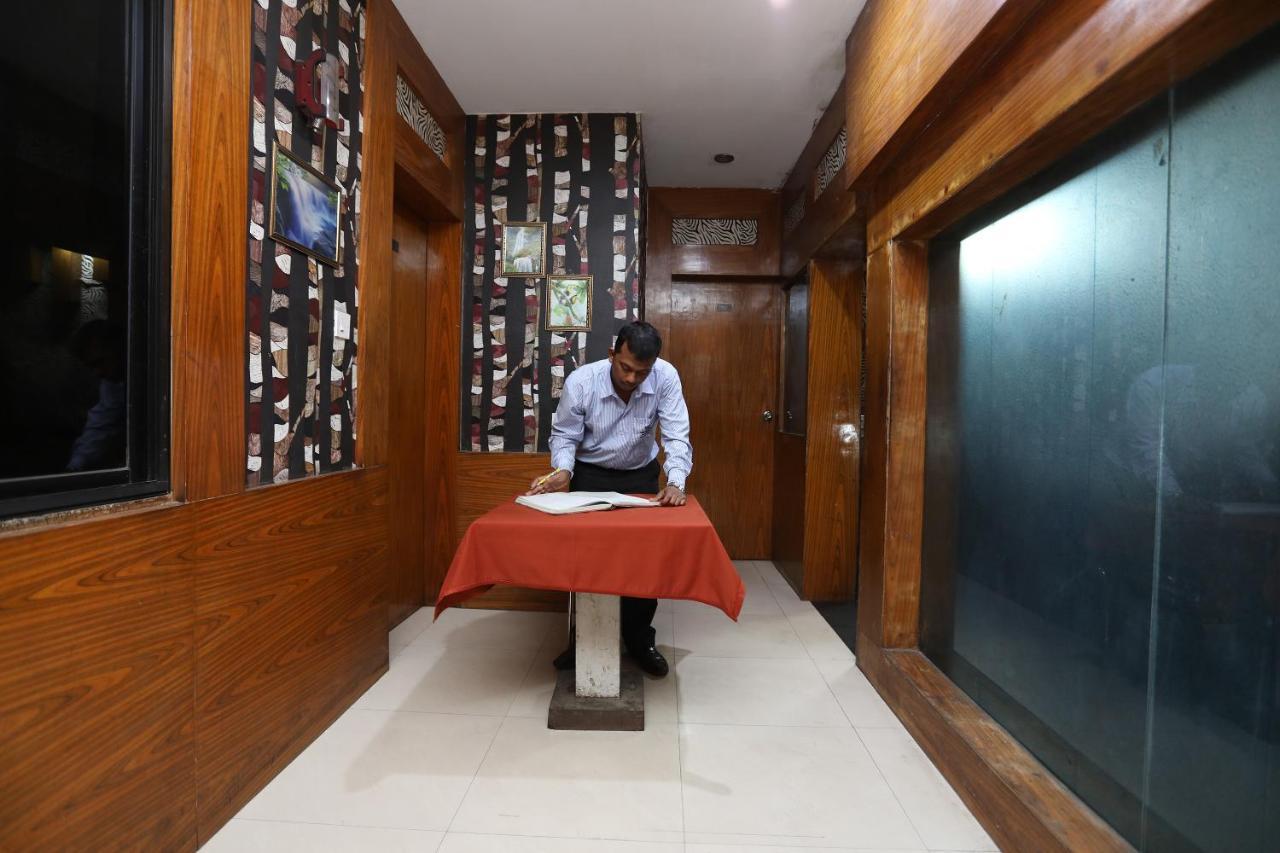Āsansol Oyo 28644 Hotel Nilanjana المظهر الخارجي الصورة